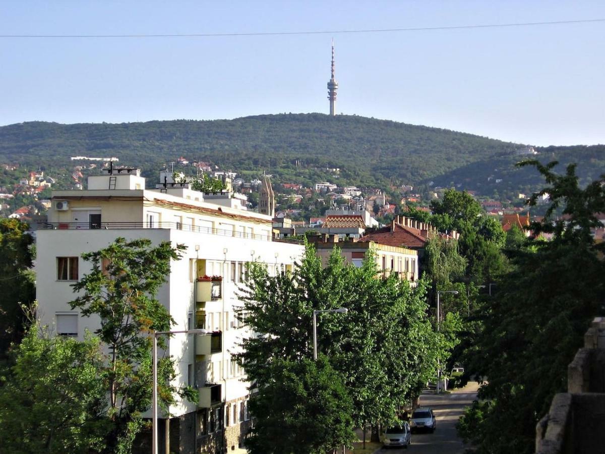 Startpont Apartman Печ Экстерьер фото